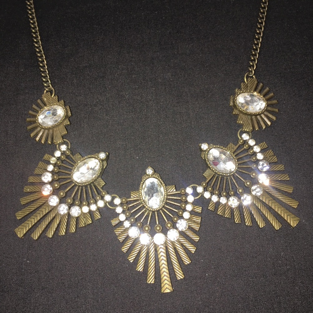 Elegant Gold Statement Necklace